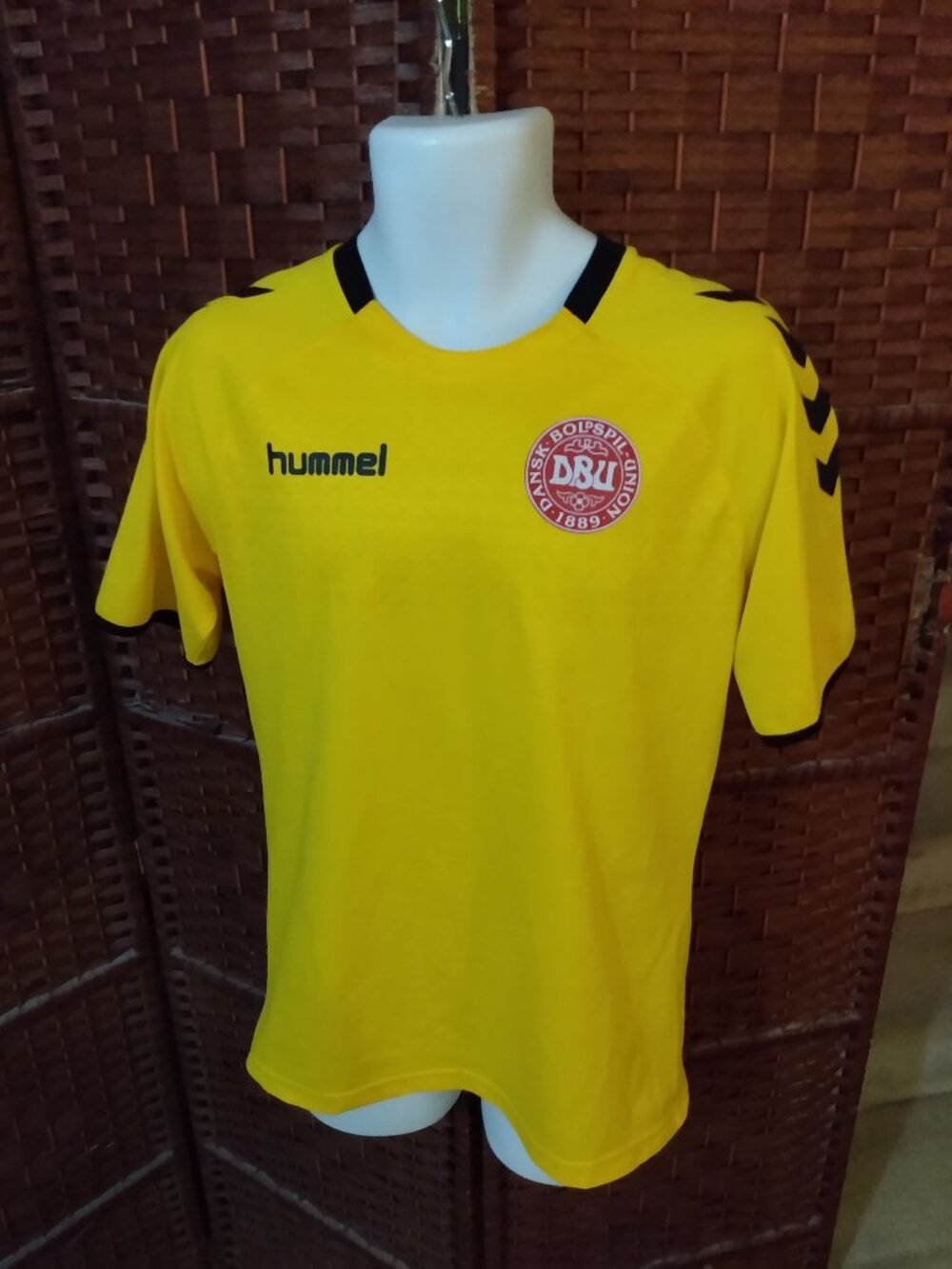 Hummel Denmark Soccer Jersey Yellow Adult Small Danish Football Association